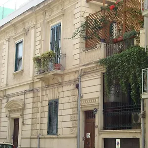 Couette-café La Maison Des Livres, Reggio de Calabre